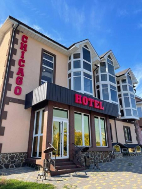 Hotel Chicago, Uman'